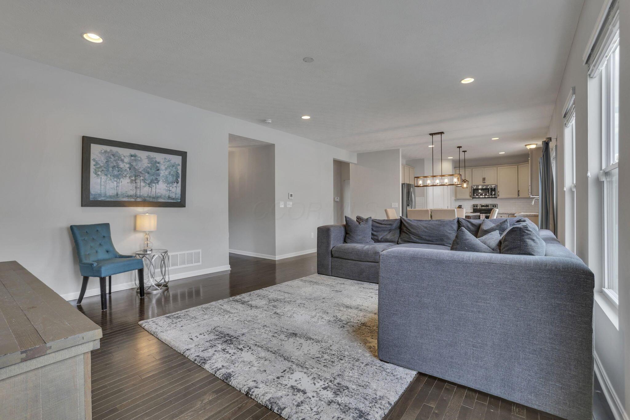 Columbus, Ohio 43231, United States, 3 Bedrooms Bedrooms, ,3 BathroomsBathrooms,Residential,Coming Soon,235138