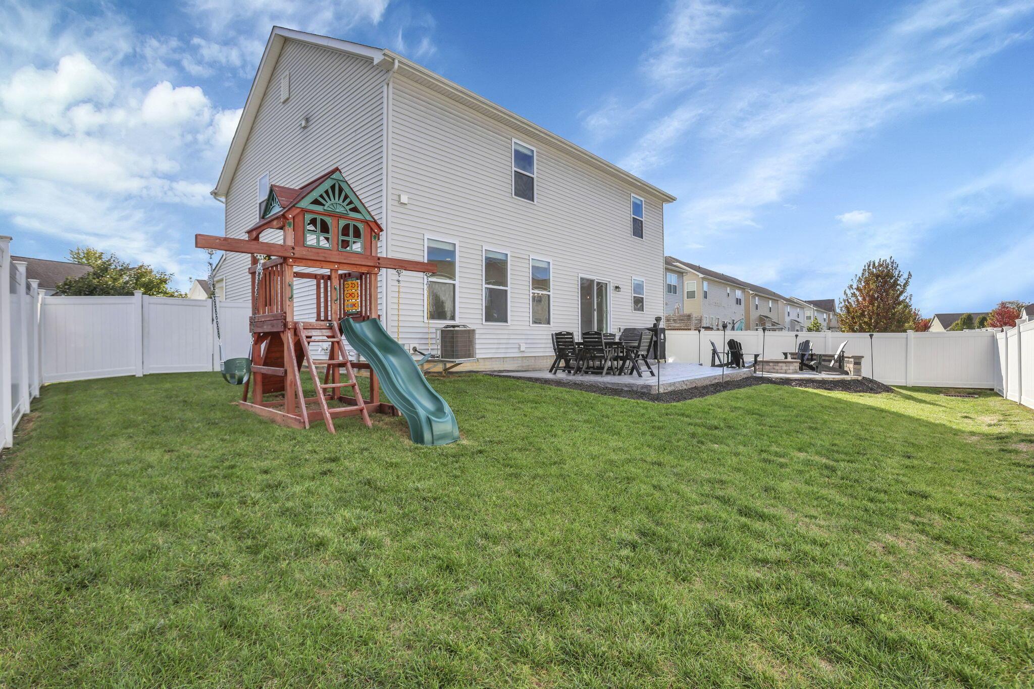 Columbus, Ohio 43231, United States, 3 Bedrooms Bedrooms, ,3 BathroomsBathrooms,Residential,Coming Soon,235138