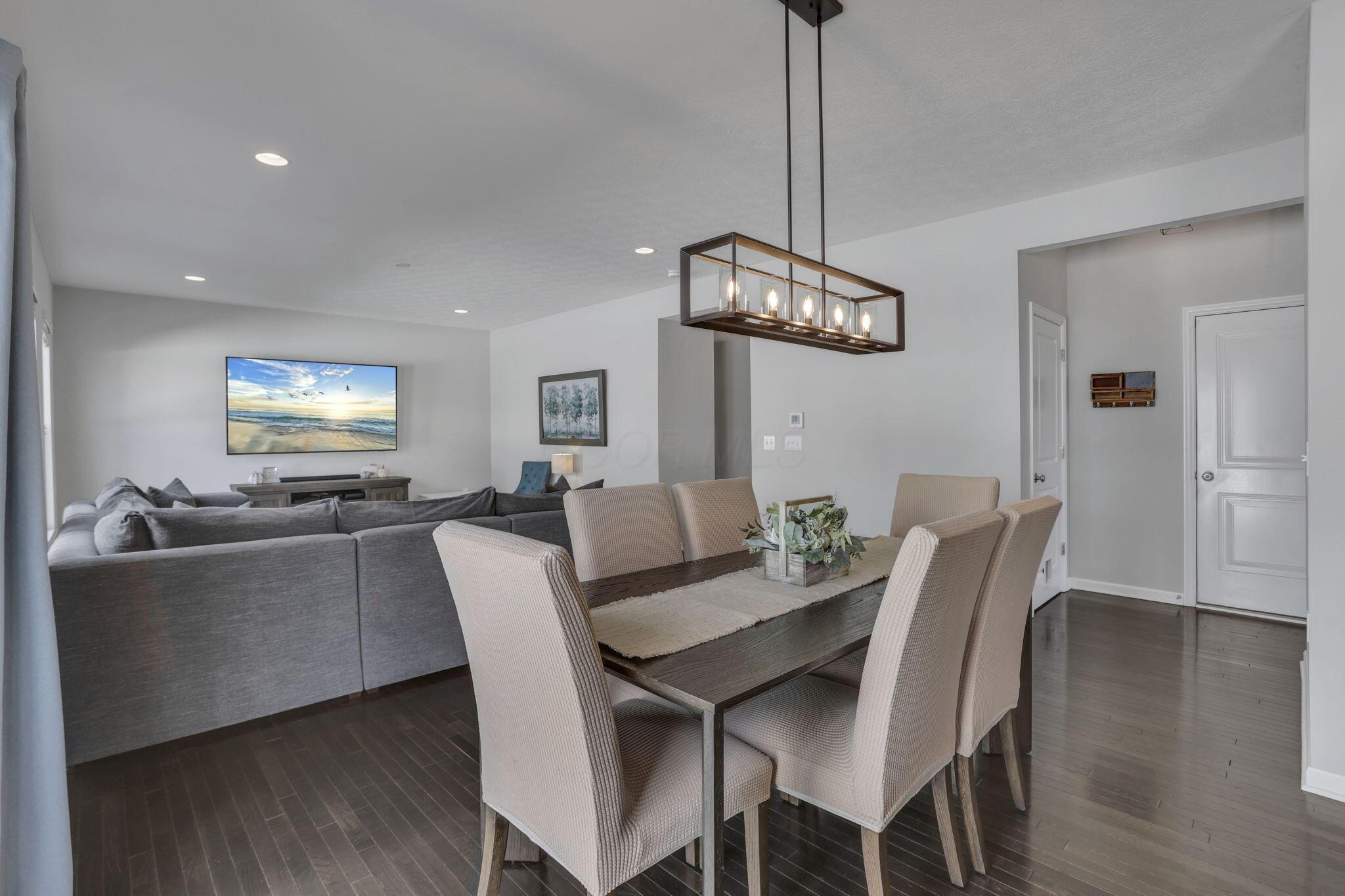 Columbus, Ohio 43231, United States, 3 Bedrooms Bedrooms, ,3 BathroomsBathrooms,Residential,Coming Soon,235138