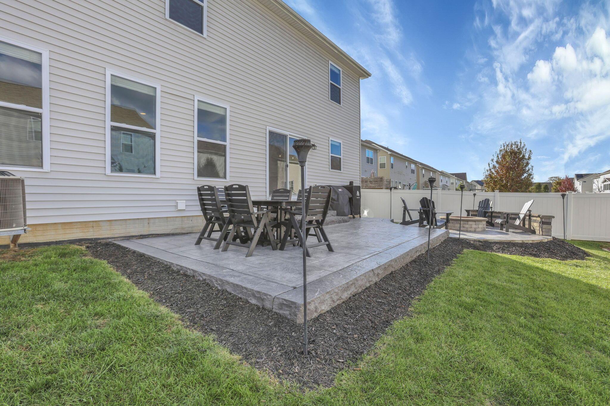 Columbus, Ohio 43231, United States, 3 Bedrooms Bedrooms, ,3 BathroomsBathrooms,Residential,Coming Soon,235138