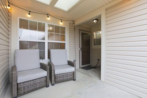 Tiny photo for 526 Market Street, Lithopolis, OH 43136 (MLS # 225044270)