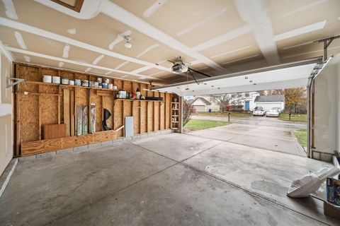 Tiny photo for 9002 Newmills Lane, Lewis Center, OH 43035 (MLS # 225044203)