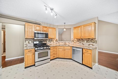 Tiny photo for 9002 Newmills Lane, Lewis Center, OH 43035 (MLS # 225044203)