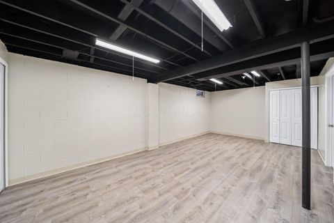 Tiny photo for 9002 Newmills Lane, Lewis Center, OH 43035 (MLS # 225044203)