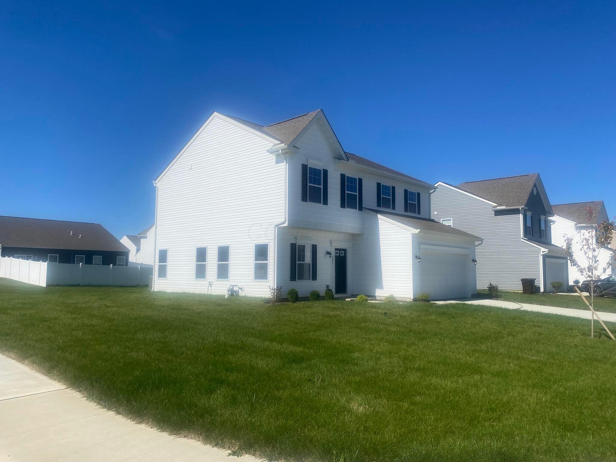 521 Walker Pointe Drive