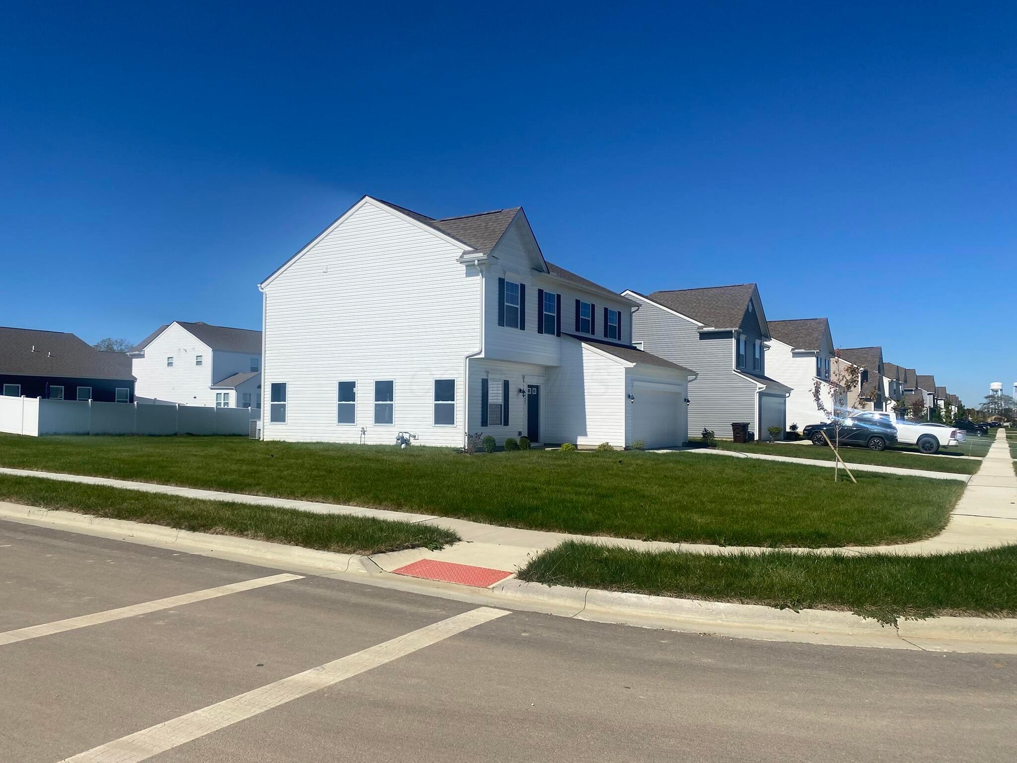 521 Walker Pointe Drive