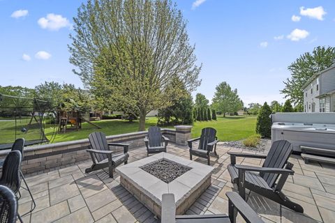 Tiny photo for 9281 Marlebury End, Powell, OH 43065 (MLS # 226014244)