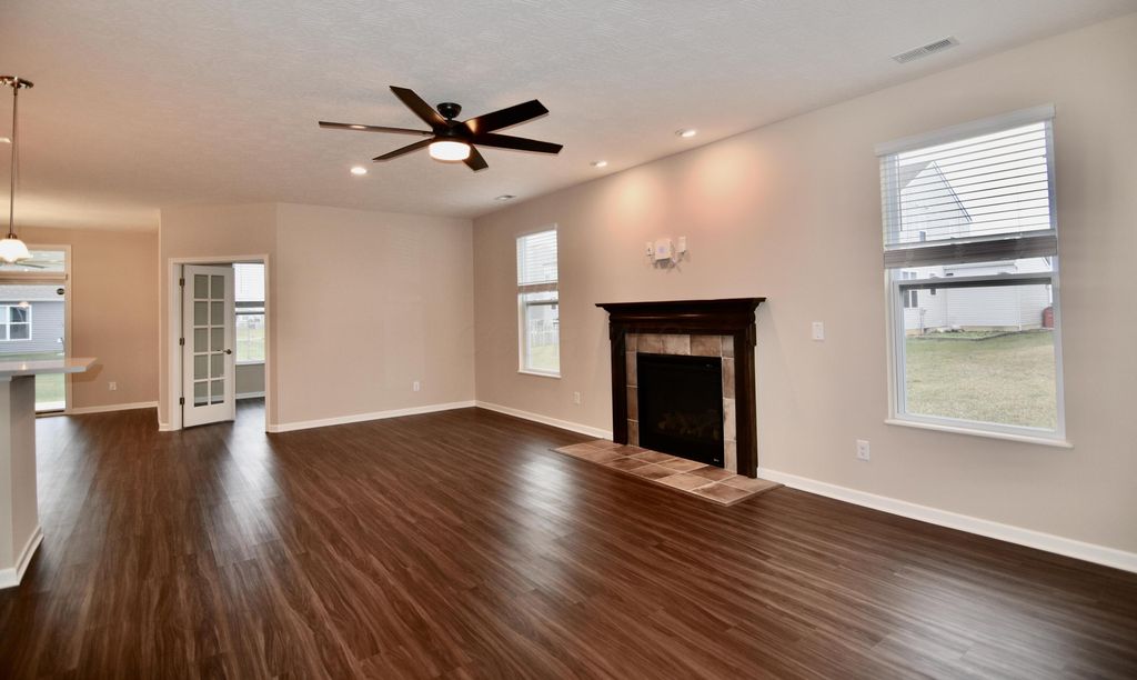 Photo of 164 Broadmoore Boulevard, Pataskala, OH 43062 (MLS # 226020597)
