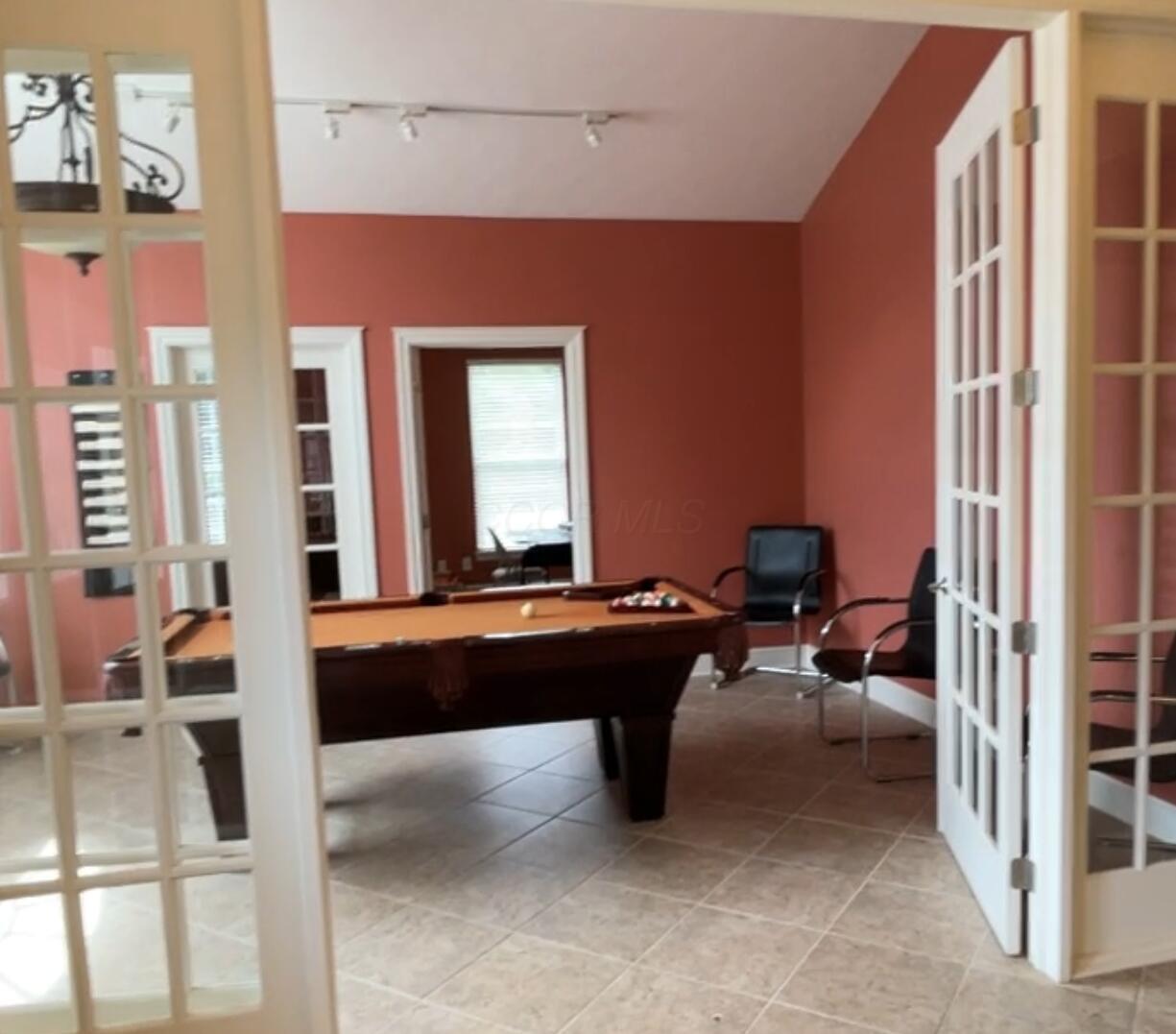 114 Colonial Woods Drive, Mount Vernon, Ohio image 8