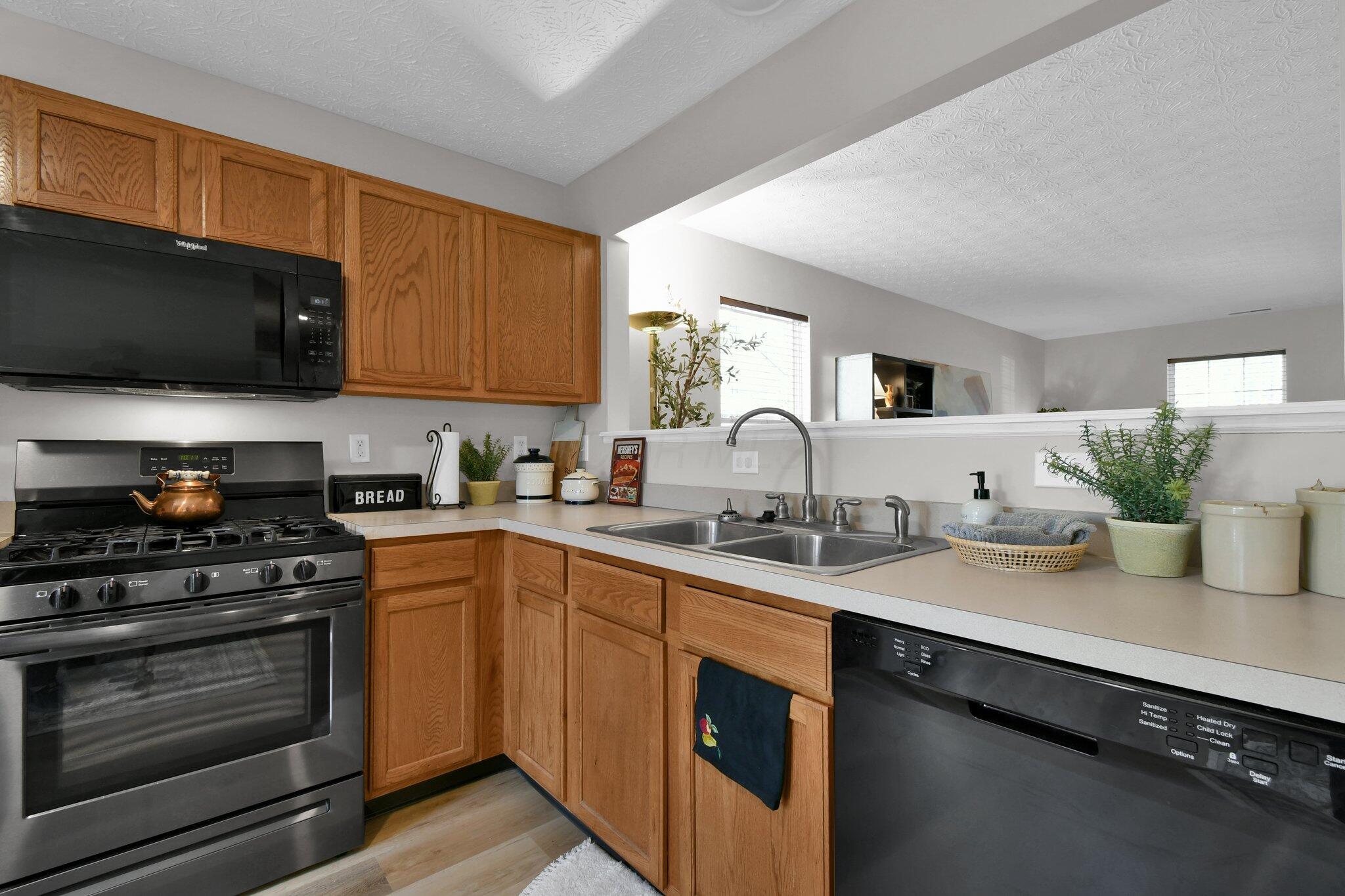 8187 Royal Elm Drive, Blacklick, Ohio image 20