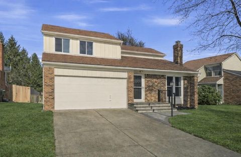 Photo of 1986 Sutter Parkway, Dublin, OH 43016 (MLS # 226006761)