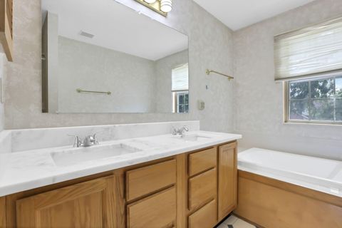 Tiny photo for 5802 Gaelic Court, Dublin, OH 43016 (MLS # 226027371)