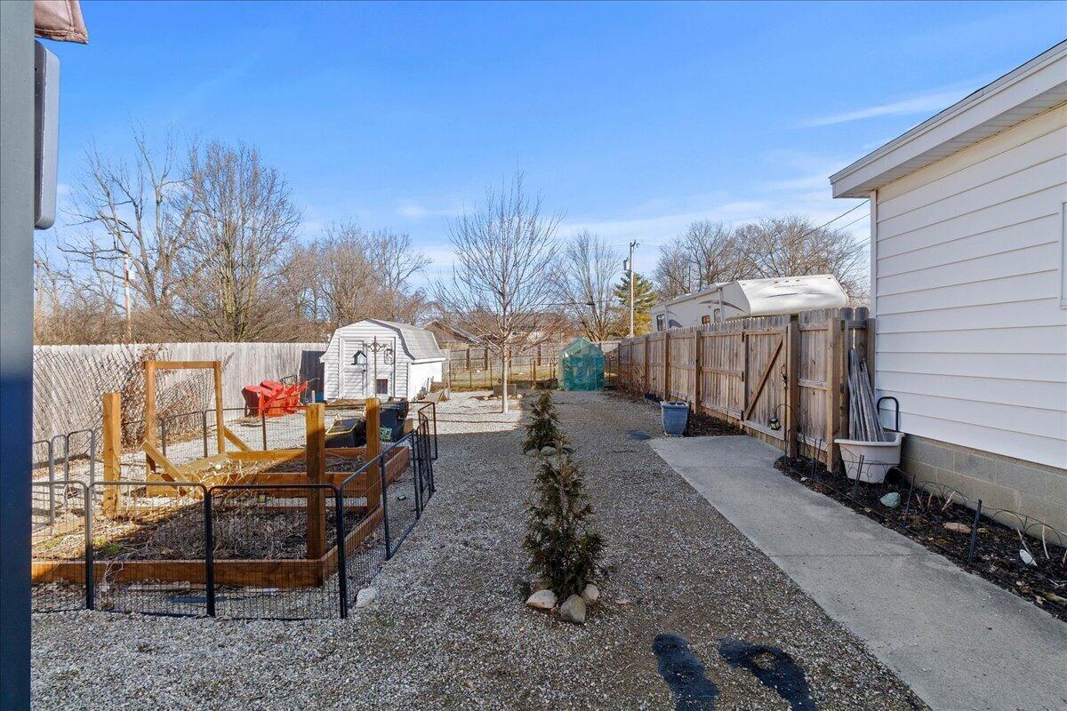 537 E Chillicothe Avenue, Bellefontaine, Ohio image 30