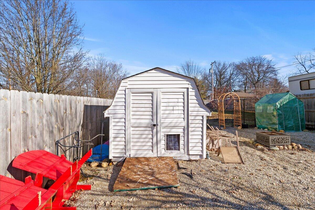 537 E Chillicothe Avenue, Bellefontaine, Ohio image 32