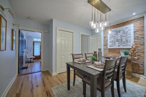 Tiny photo for 904 Hamlet Street, Columbus, OH 43201 (MLS # 225015097)