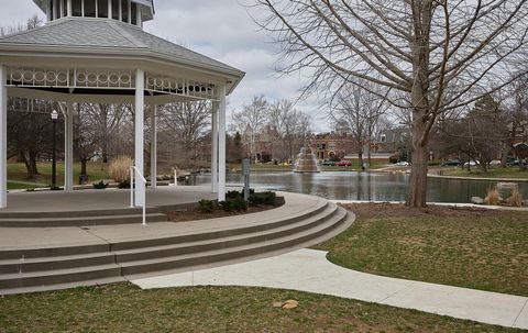 Tiny photo for 904 Hamlet Street, Columbus, OH 43201 (MLS # 225015097)