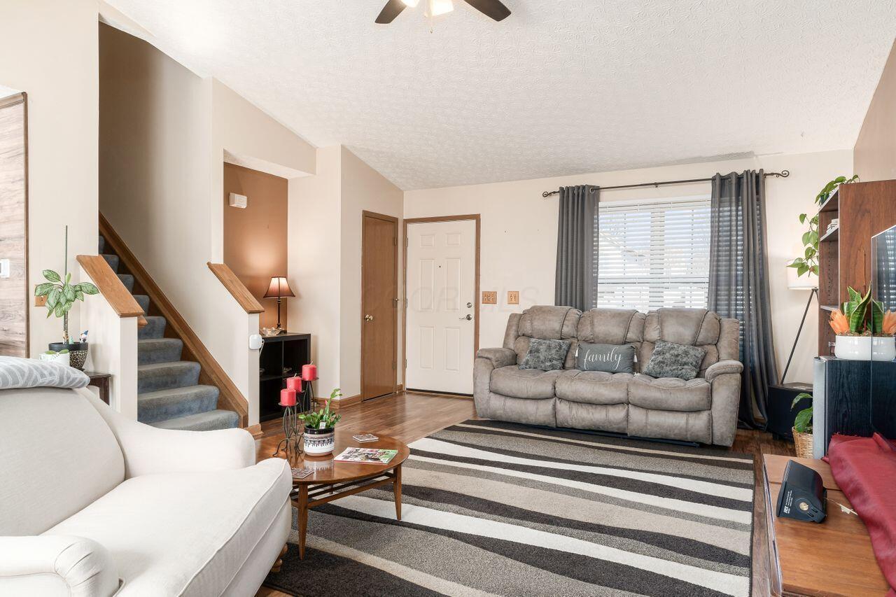 7157 Wilmar Drive, Reynoldsburg, Ohio image 5