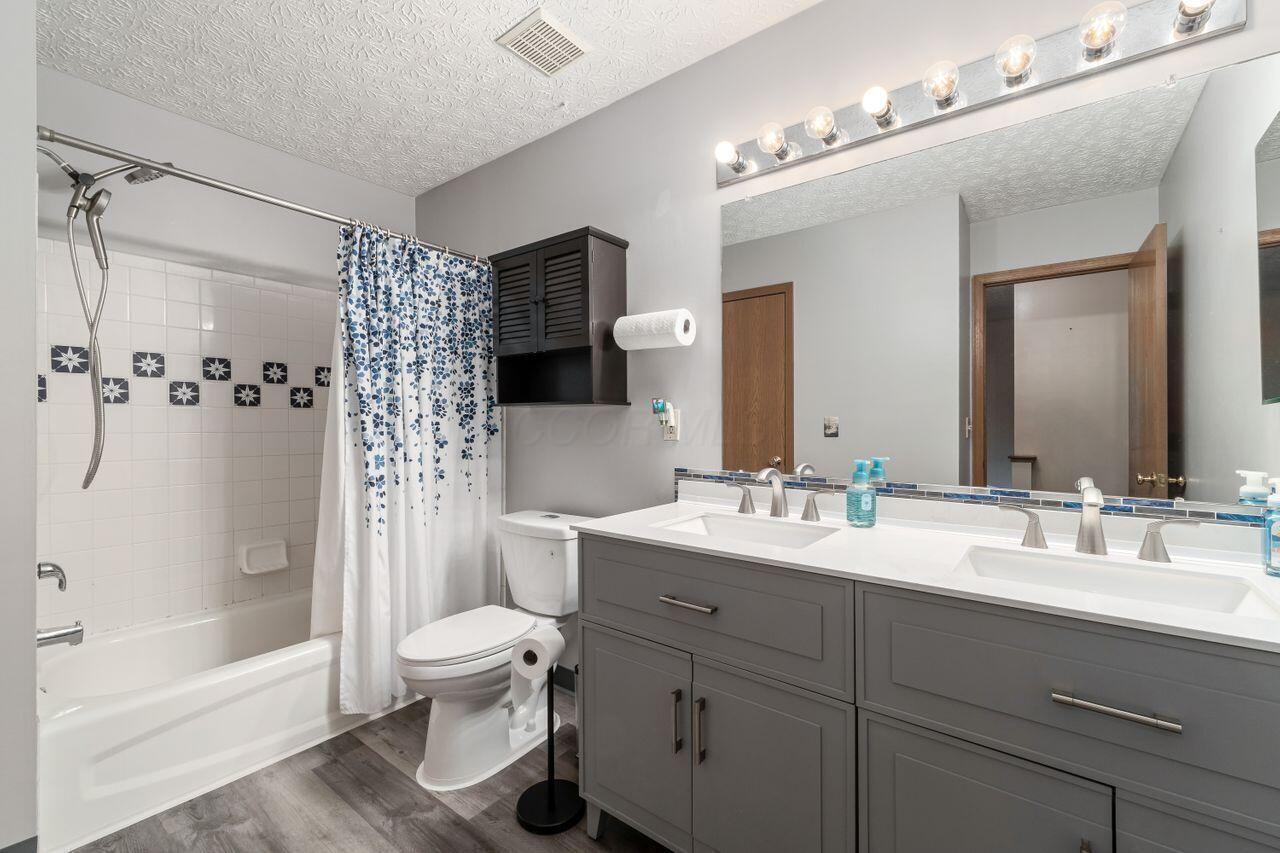 7157 Wilmar Drive, Reynoldsburg, Ohio image 16
