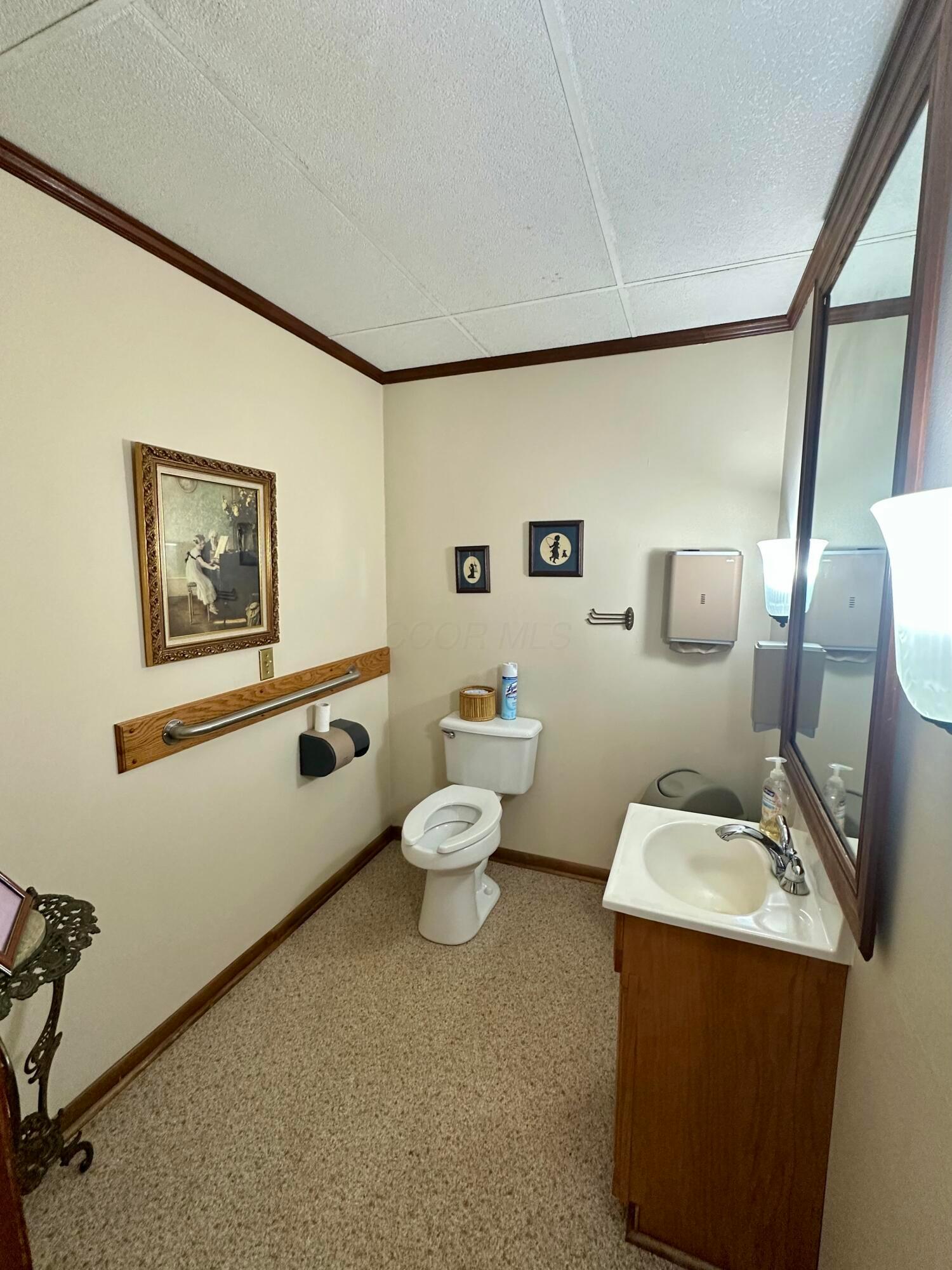 33 E College Street, Fredericktown, Ohio image 22