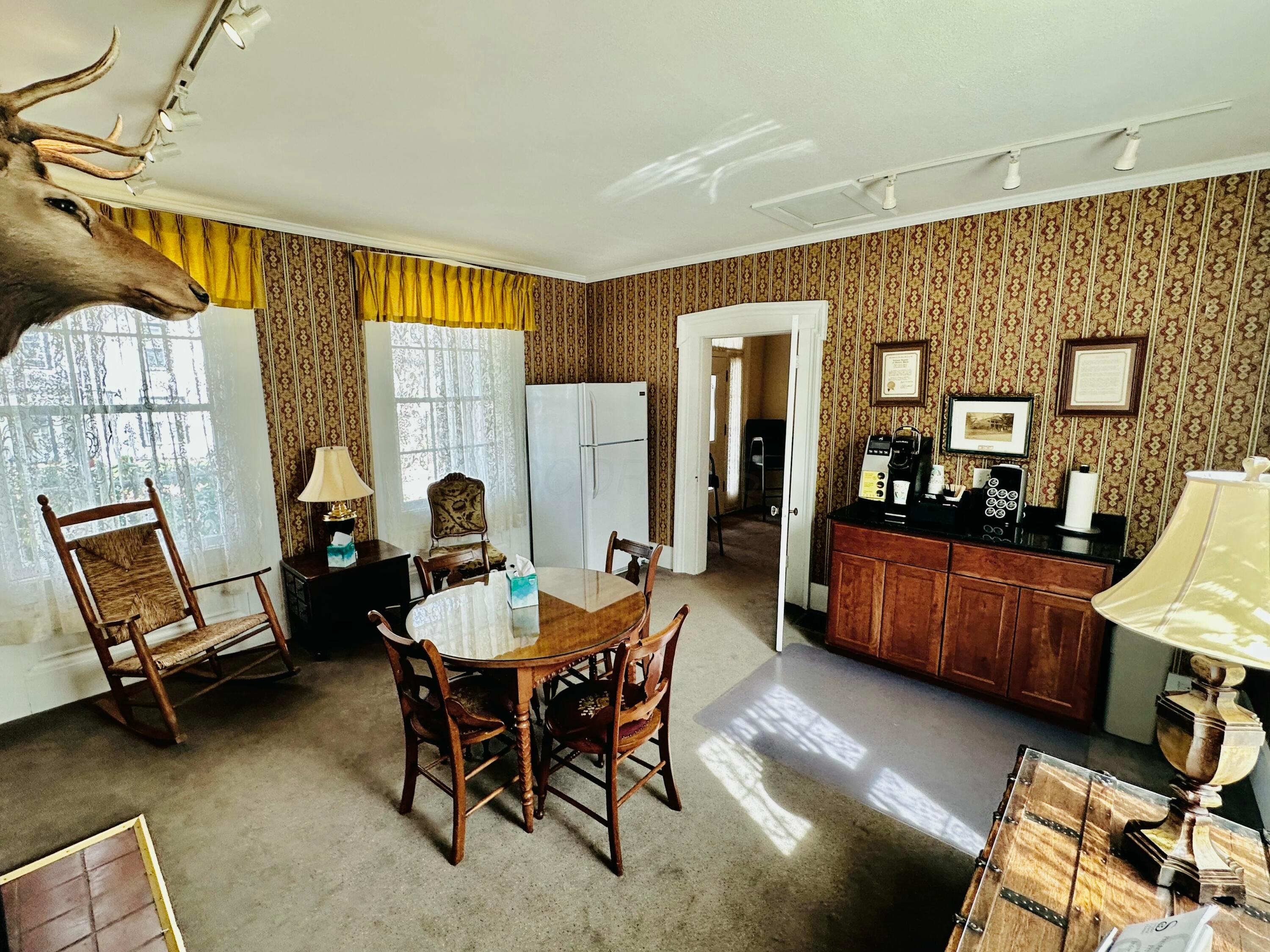 33 E College Street, Fredericktown, Ohio image 24