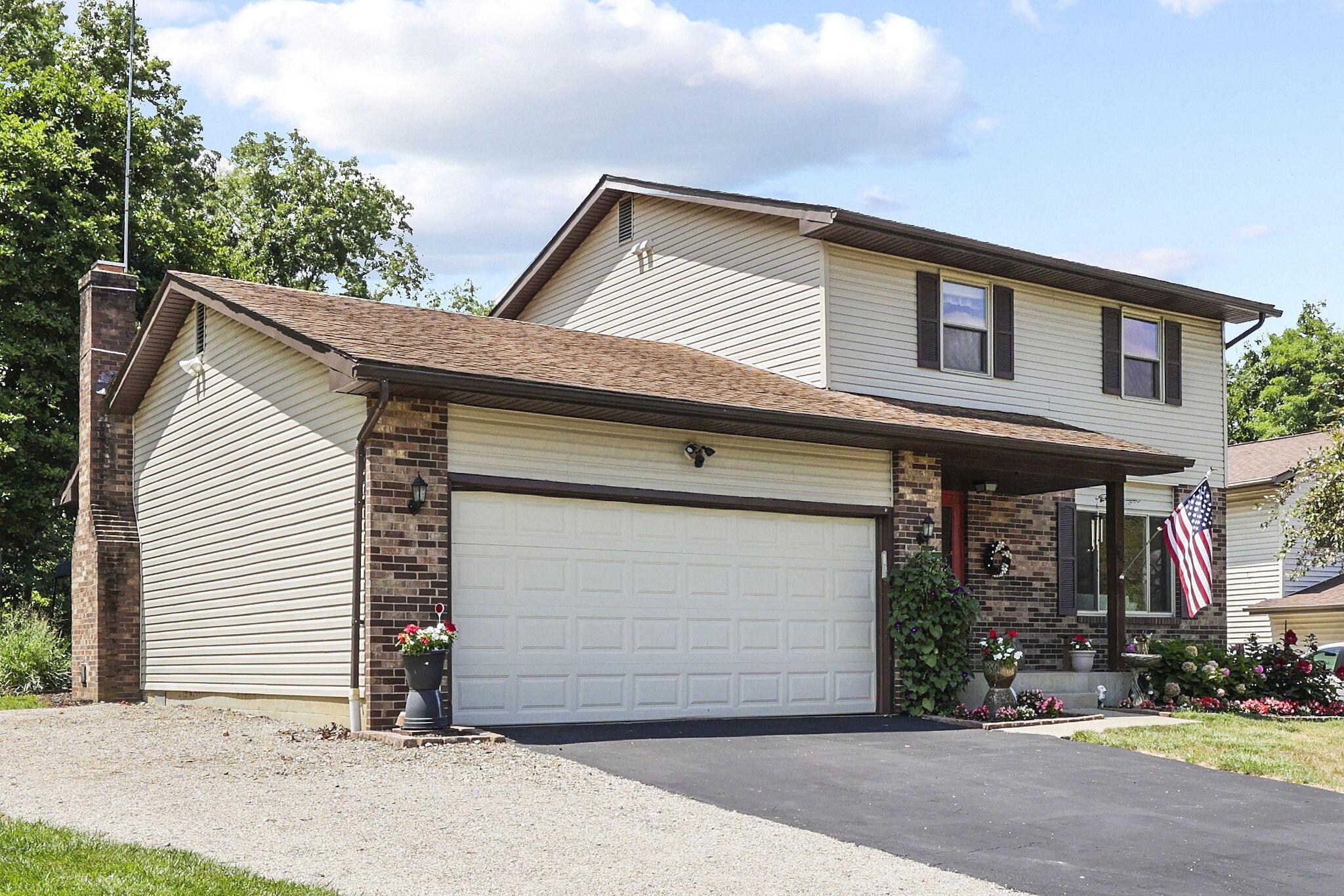 84 Hawthorn Road, Pataskala, Ohio image 2