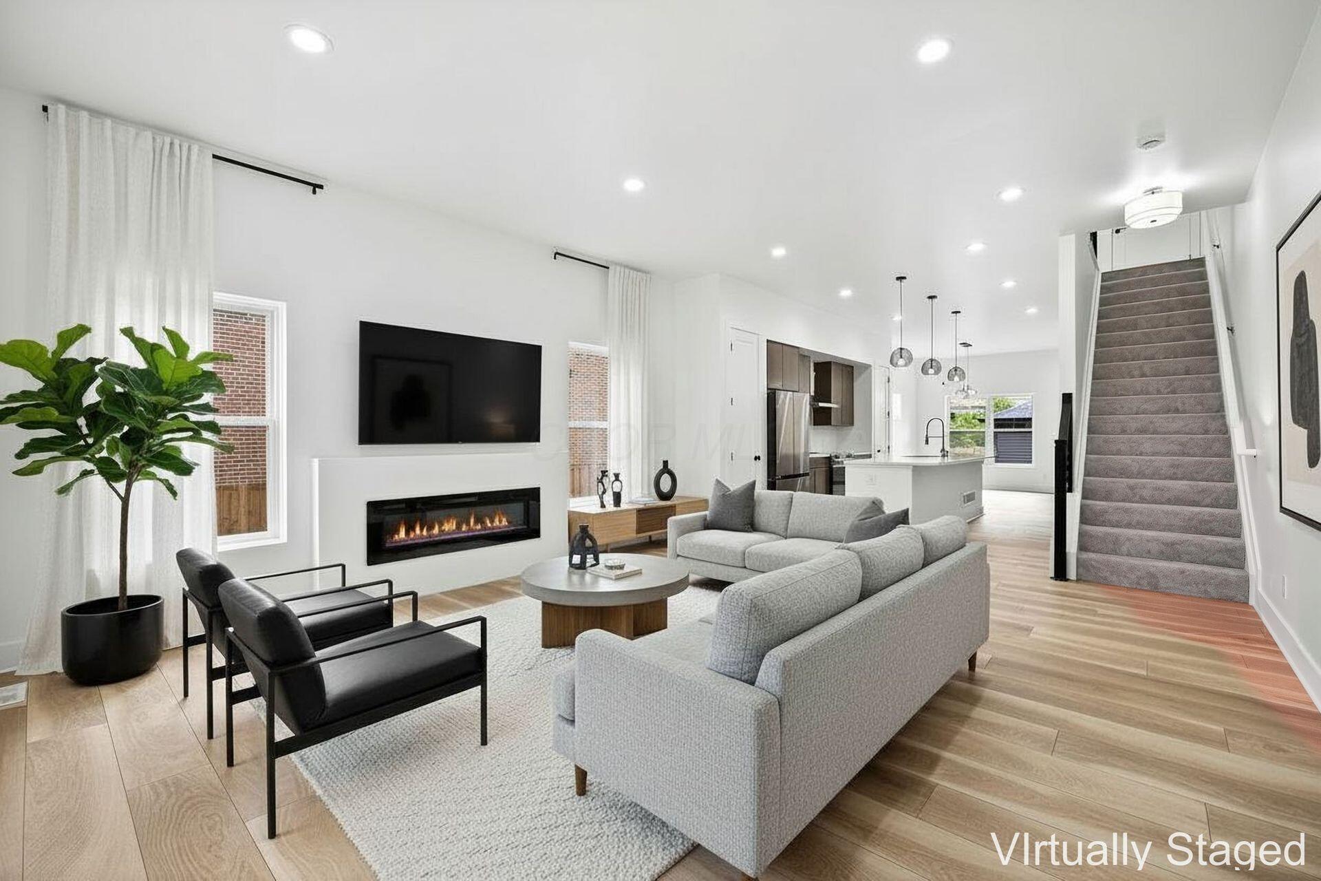 Columbus, Ohio 43205, United States, 3 Bedrooms Bedrooms, ,4 BathroomsBathrooms,Residential,Active,206553