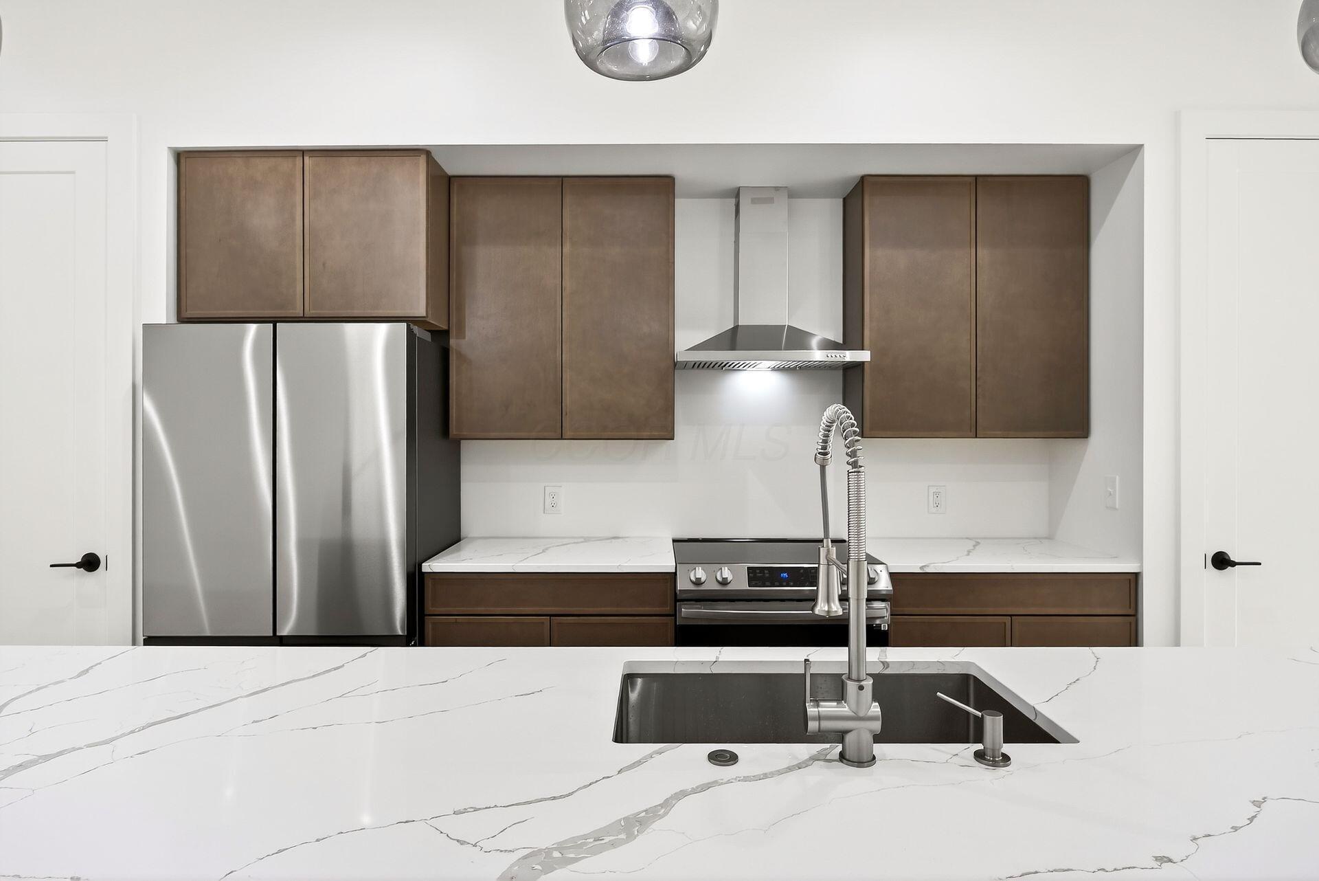 Columbus, Ohio 43205, United States, 3 Bedrooms Bedrooms, ,4 BathroomsBathrooms,Residential,Active,206553