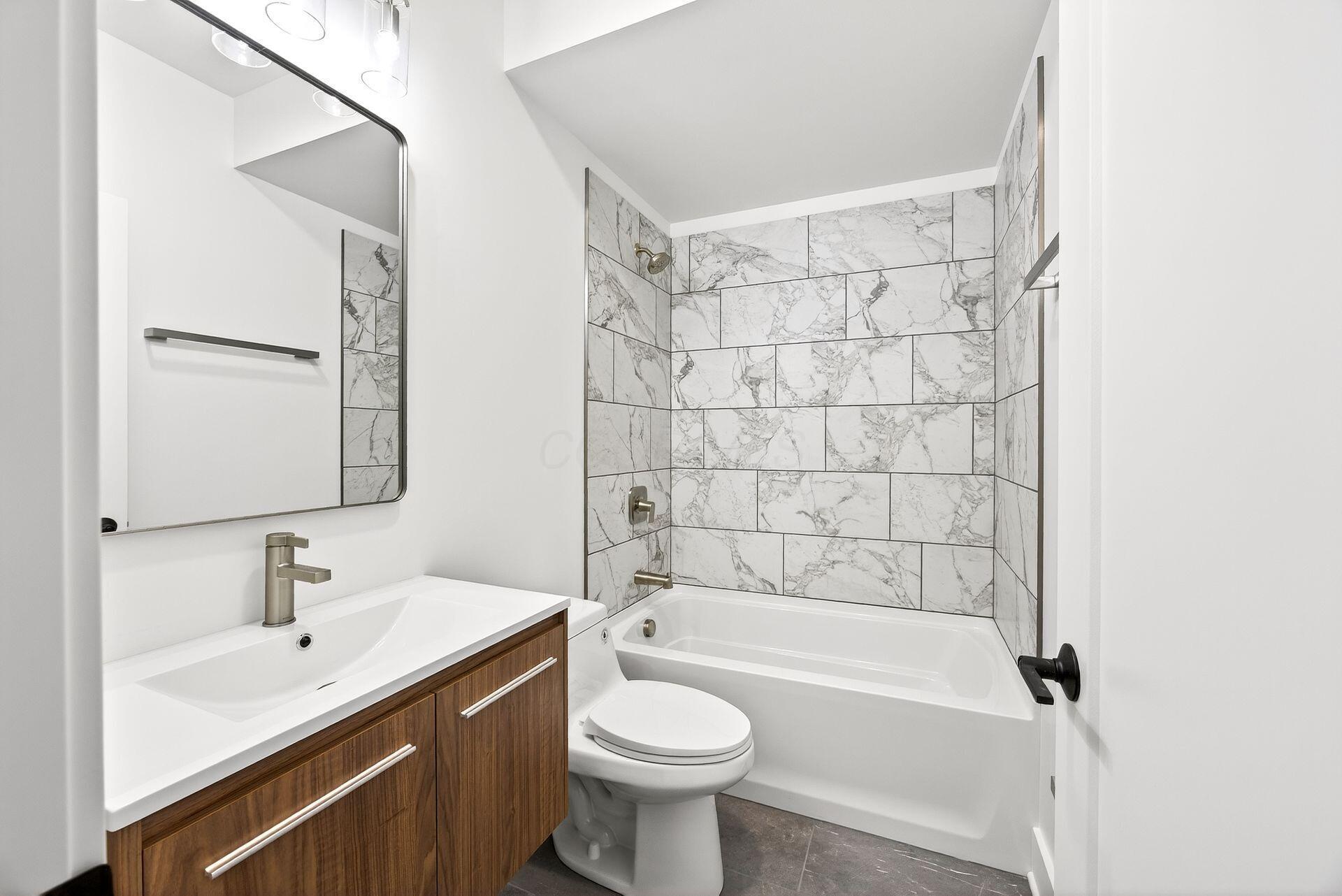 Columbus, Ohio 43205, United States, 3 Bedrooms Bedrooms, ,4 BathroomsBathrooms,Residential,Active,206553