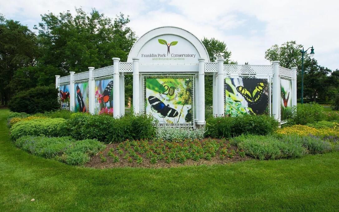 Columbus, Ohio 43205, United States, 3 Bedrooms Bedrooms, ,4 BathroomsBathrooms,Residential,Active,206553