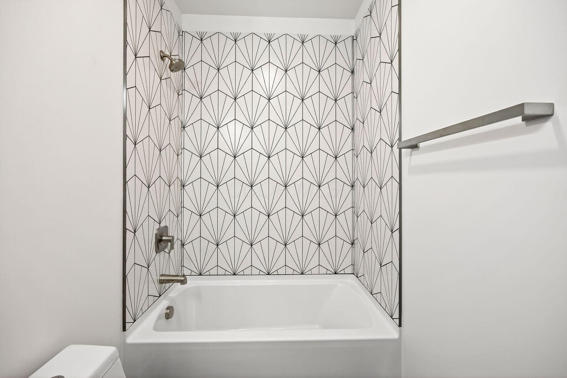 Columbus, Ohio 43205, United States, 3 Bedrooms Bedrooms, ,4 BathroomsBathrooms,Residential,Active,206553