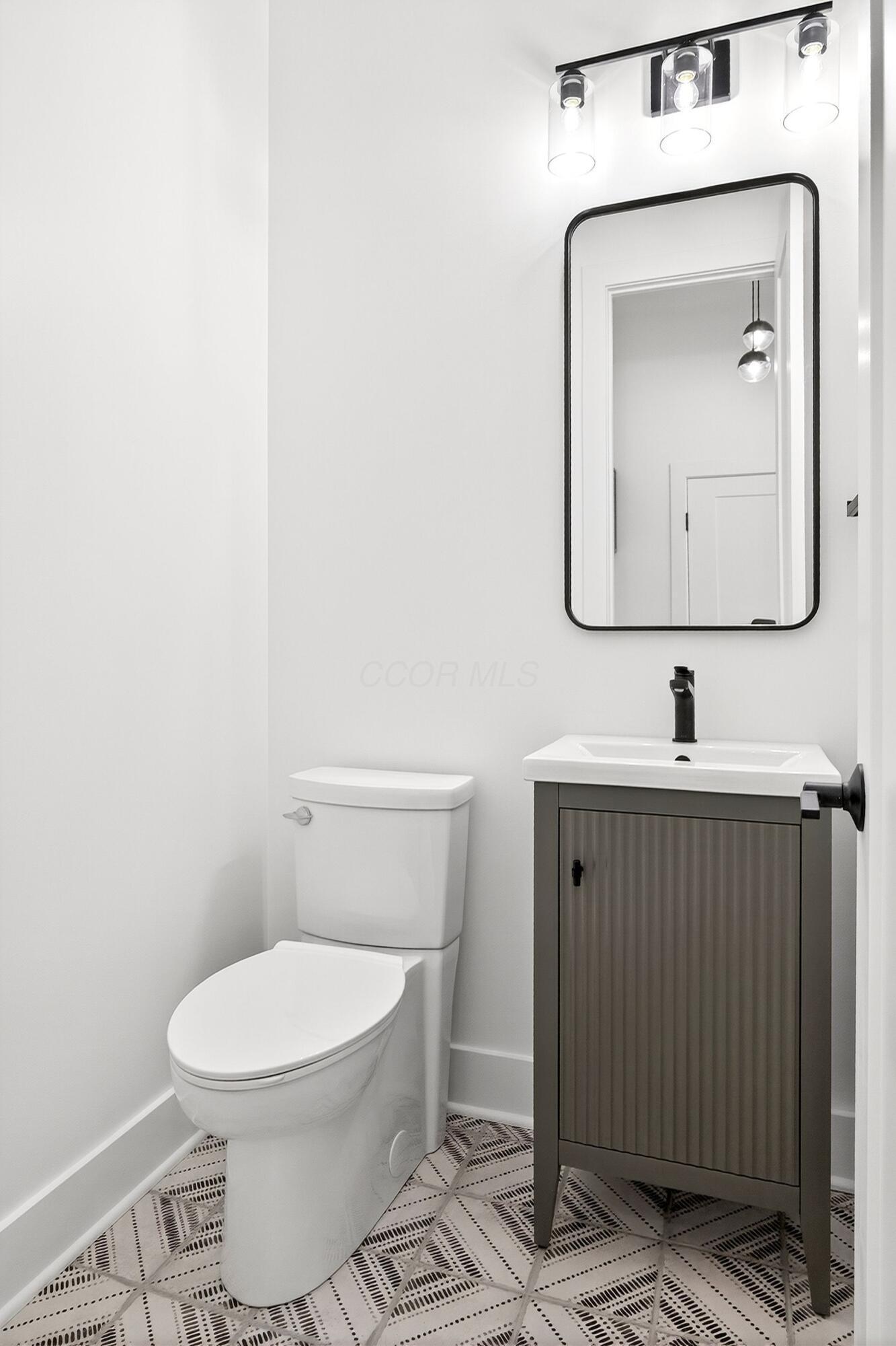 Columbus, Ohio 43205, United States, 3 Bedrooms Bedrooms, ,4 BathroomsBathrooms,Residential,Active,206553