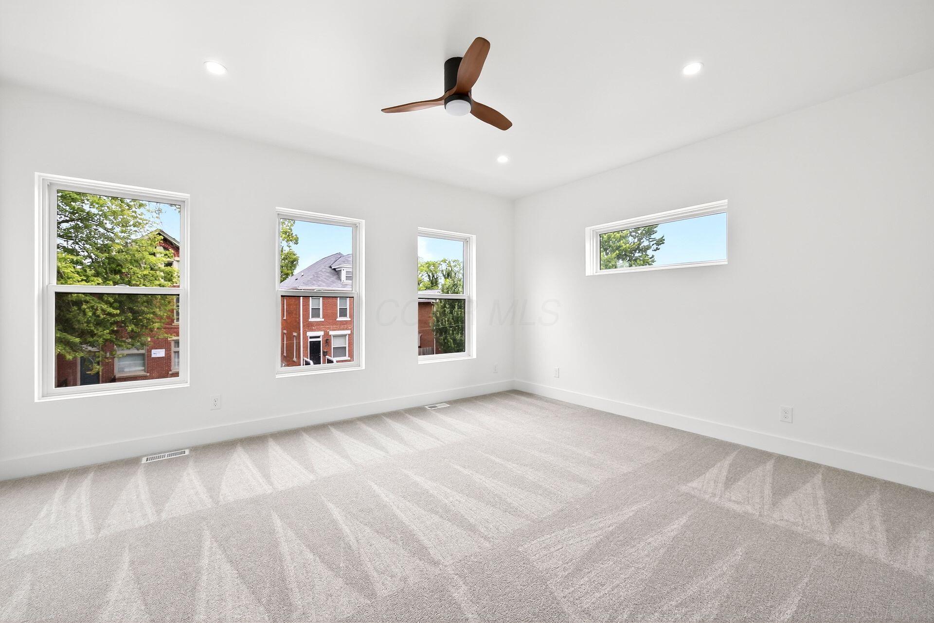 Columbus, Ohio 43205, United States, 3 Bedrooms Bedrooms, ,4 BathroomsBathrooms,Residential,Active,206553