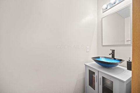 Tiny photo for 5648 Larksdale Drive, Galloway, OH 43119 (MLS # 226003180)