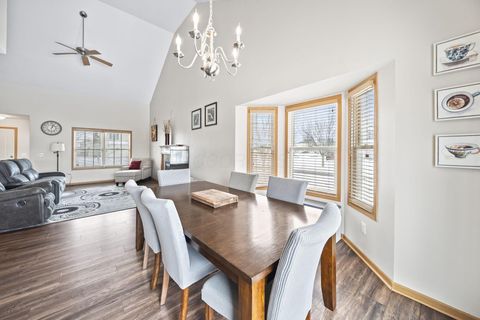 Tiny photo for 5648 Larksdale Drive, Galloway, OH 43119 (MLS # 226003180)