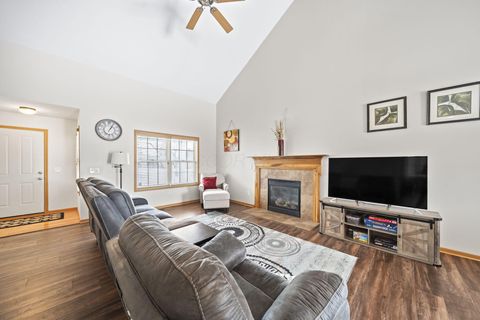 Tiny photo for 5648 Larksdale Drive, Galloway, OH 43119 (MLS # 226003180)