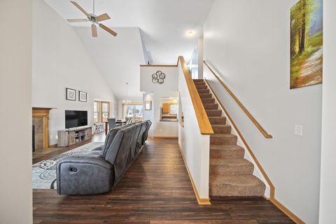 Tiny photo for 5648 Larksdale Drive, Galloway, OH 43119 (MLS # 226003180)