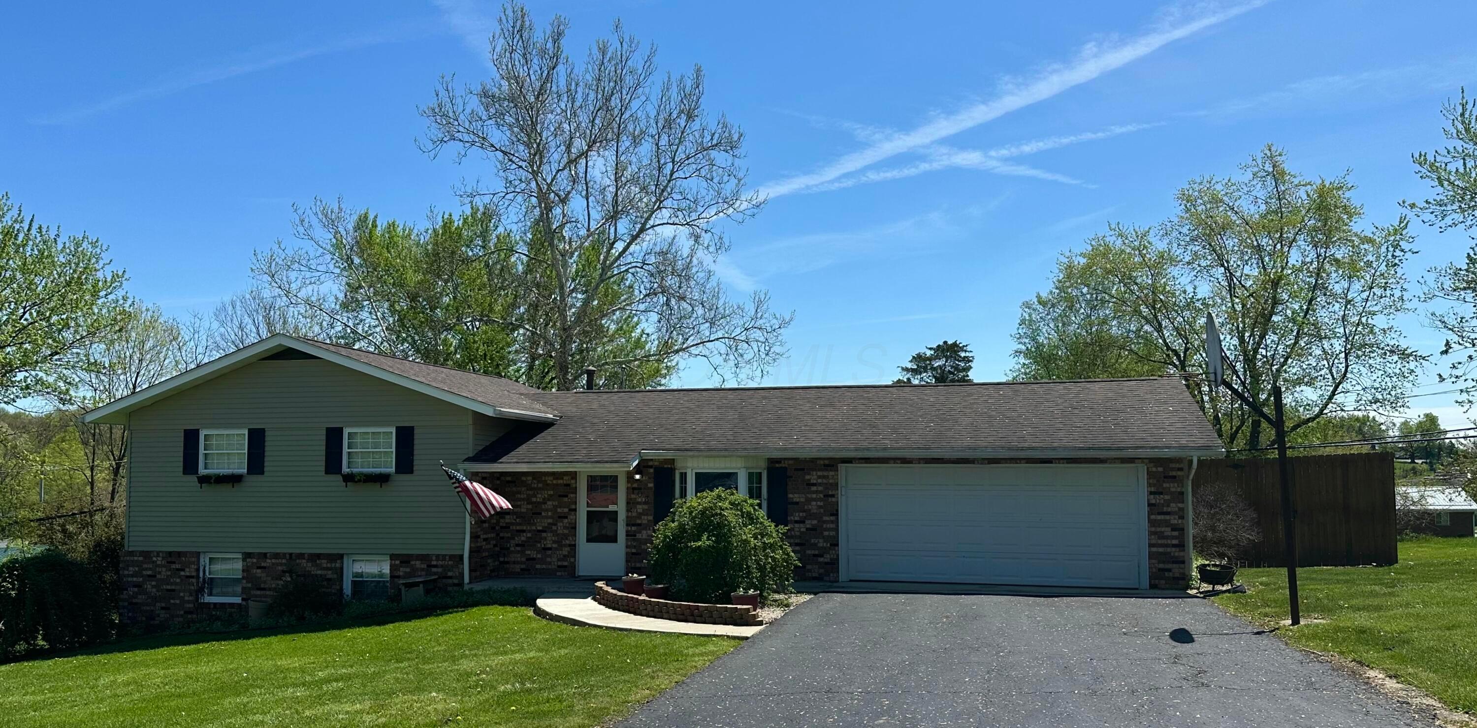 103 Elizabeth Drive, Hillsboro, Ohio image 1
