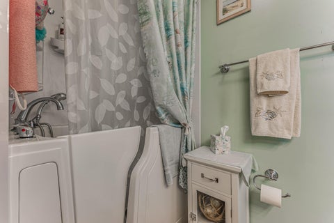 Tiny photo for 1010 Acorn Bay Drive, Galloway, OH 43119 (MLS # 226036537)