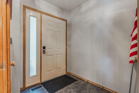 Tiny photo for 1010 Acorn Bay Drive, Galloway, OH 43119 (MLS # 226036537)