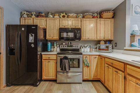 Tiny photo for 1010 Acorn Bay Drive, Galloway, OH 43119 (MLS # 226036537)