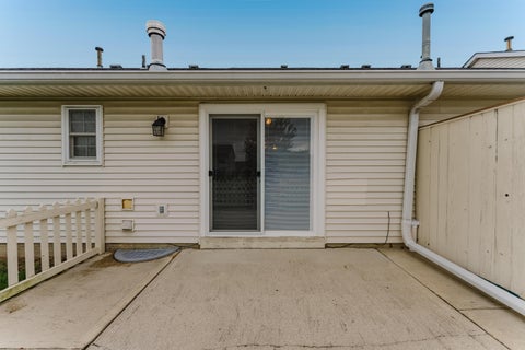 Tiny photo for 1010 Acorn Bay Drive, Galloway, OH 43119 (MLS # 226036537)