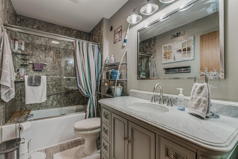 Tiny photo for 1010 Acorn Bay Drive, Galloway, OH 43119 (MLS # 226036537)
