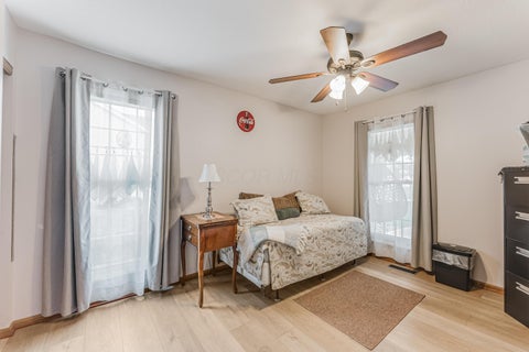 Tiny photo for 1010 Acorn Bay Drive, Galloway, OH 43119 (MLS # 226036537)