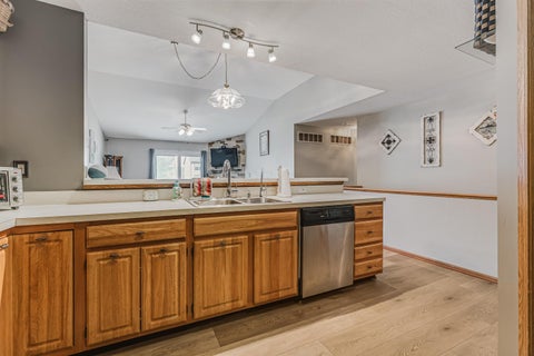 Tiny photo for 1010 Acorn Bay Drive, Galloway, OH 43119 (MLS # 226036537)