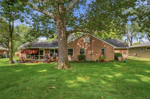 Tiny photo for 3836 Bickley Place, Columbus, OH 43220 (MLS # 226029829)
