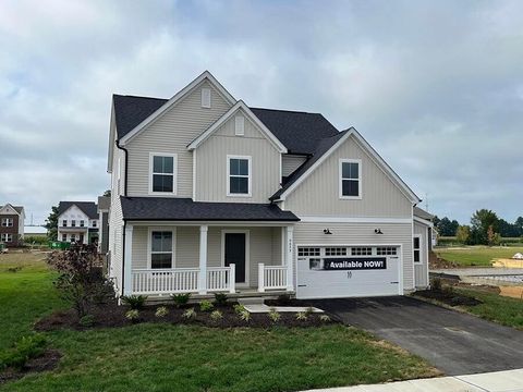 Photo of 9055 Hawk Hill Way, Plain City, OH 43064 (MLS # 224037088)