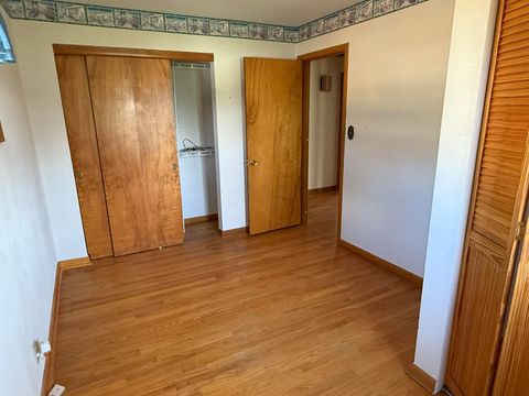 Tiny photo for 41 Westmoor Drive, London, OH 43140 (MLS # 226007282)