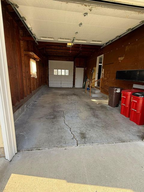 Tiny photo for 41 Westmoor Drive, London, OH 43140 (MLS # 226007282)