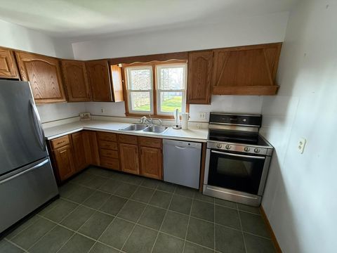 Tiny photo for 41 Westmoor Drive, London, OH 43140 (MLS # 226007282)