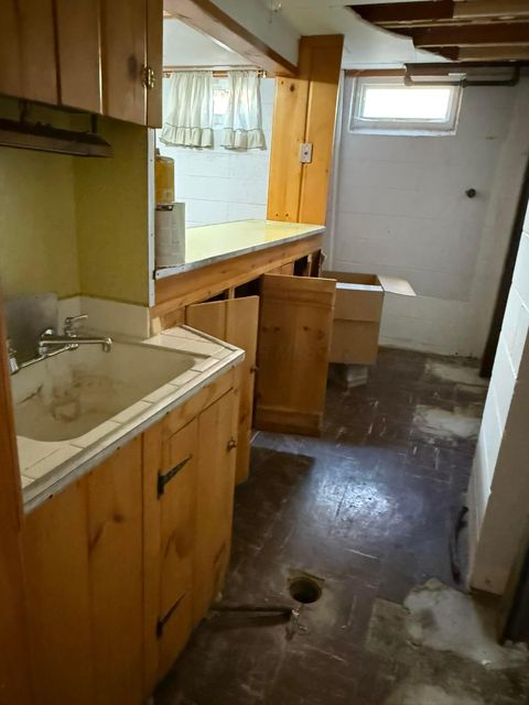 Tiny photo for 41 Westmoor Drive, London, OH 43140 (MLS # 226007282)